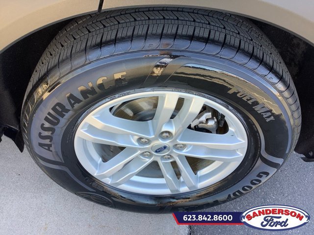 Certified 2023 Ford Explorer XLT RWD image 22