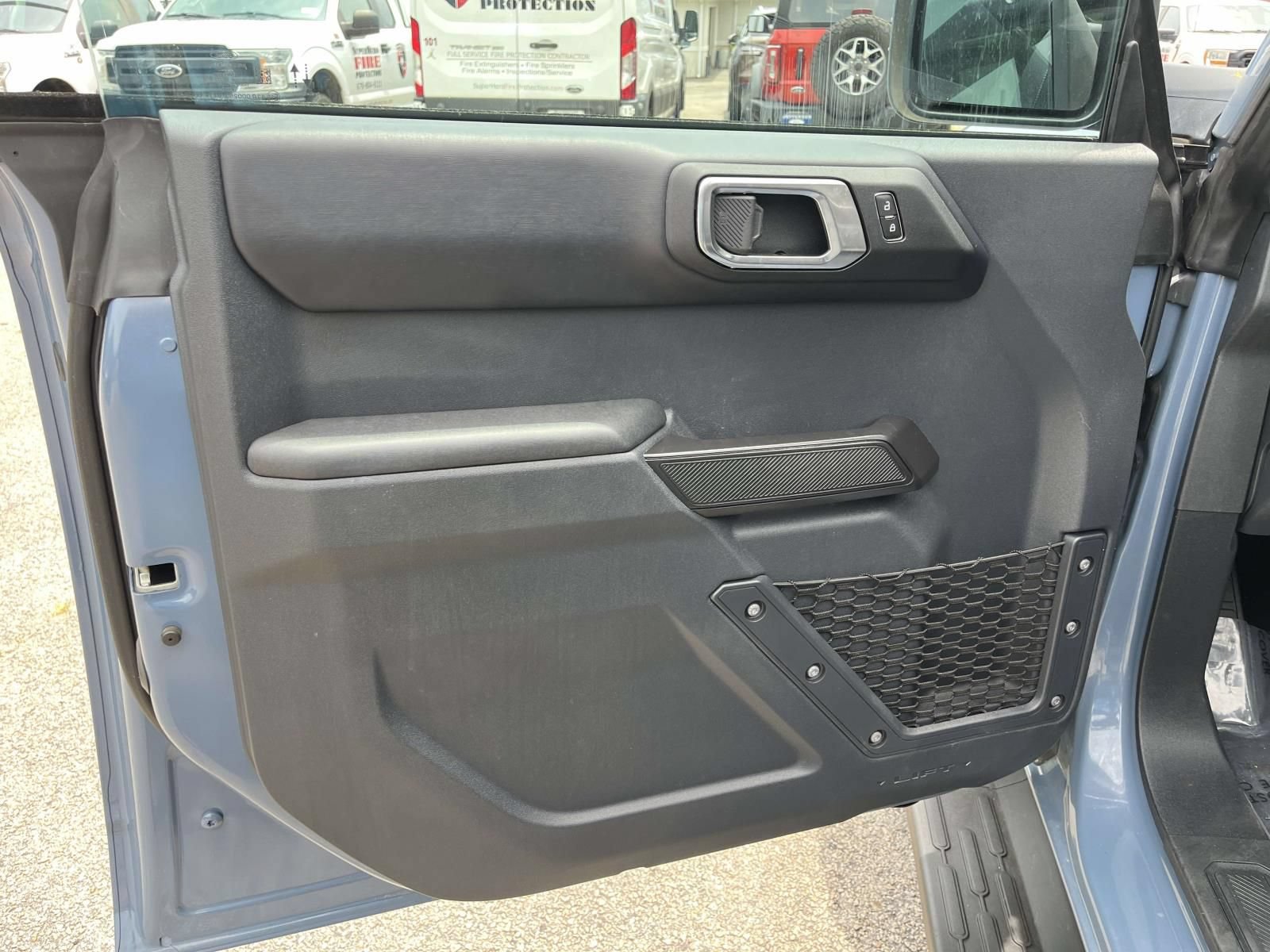 Certified 2025 Ford Bronco Outer Banks AWD/4WD image 16