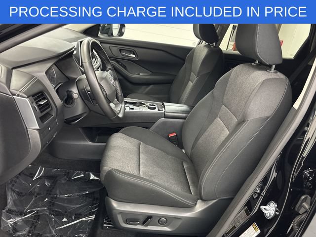 Used 2026 Nissan Rogue SV AWD/4WD image 3