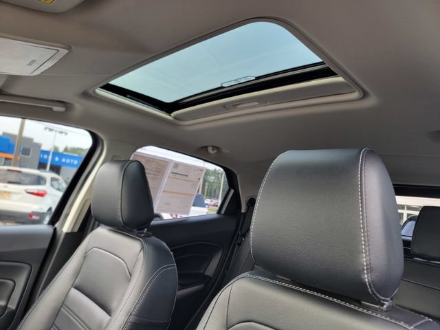 Certified 2022 Ford EcoSport Titanium AWD/4WD image 4