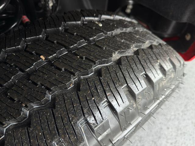 Certified 2025 Ford F350 Lariat w/ Black Appearance Package image 12