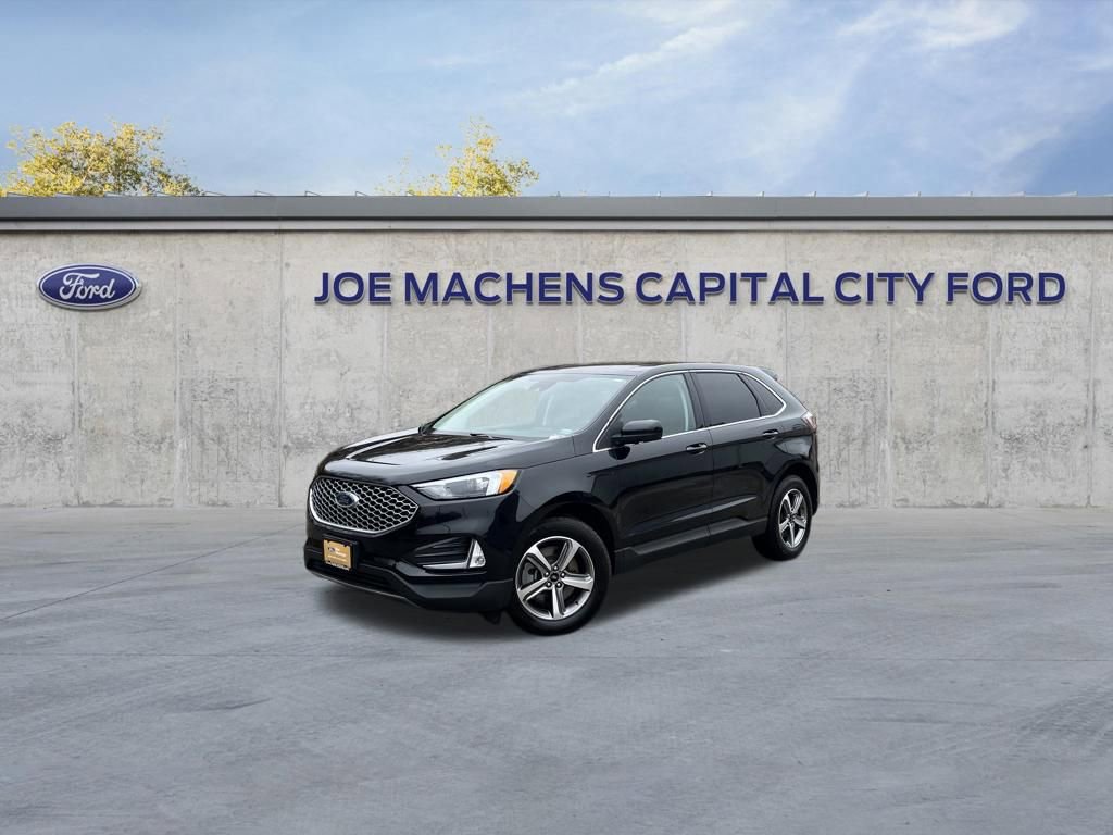 Certified 2024 Ford Edge SEL w/ Convenience Package AWD/4WD image 2