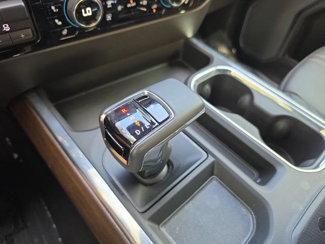 Used 2024 Chevrolet Silverado 1500 High Country w/ Technology Package AWD/4WD image 25