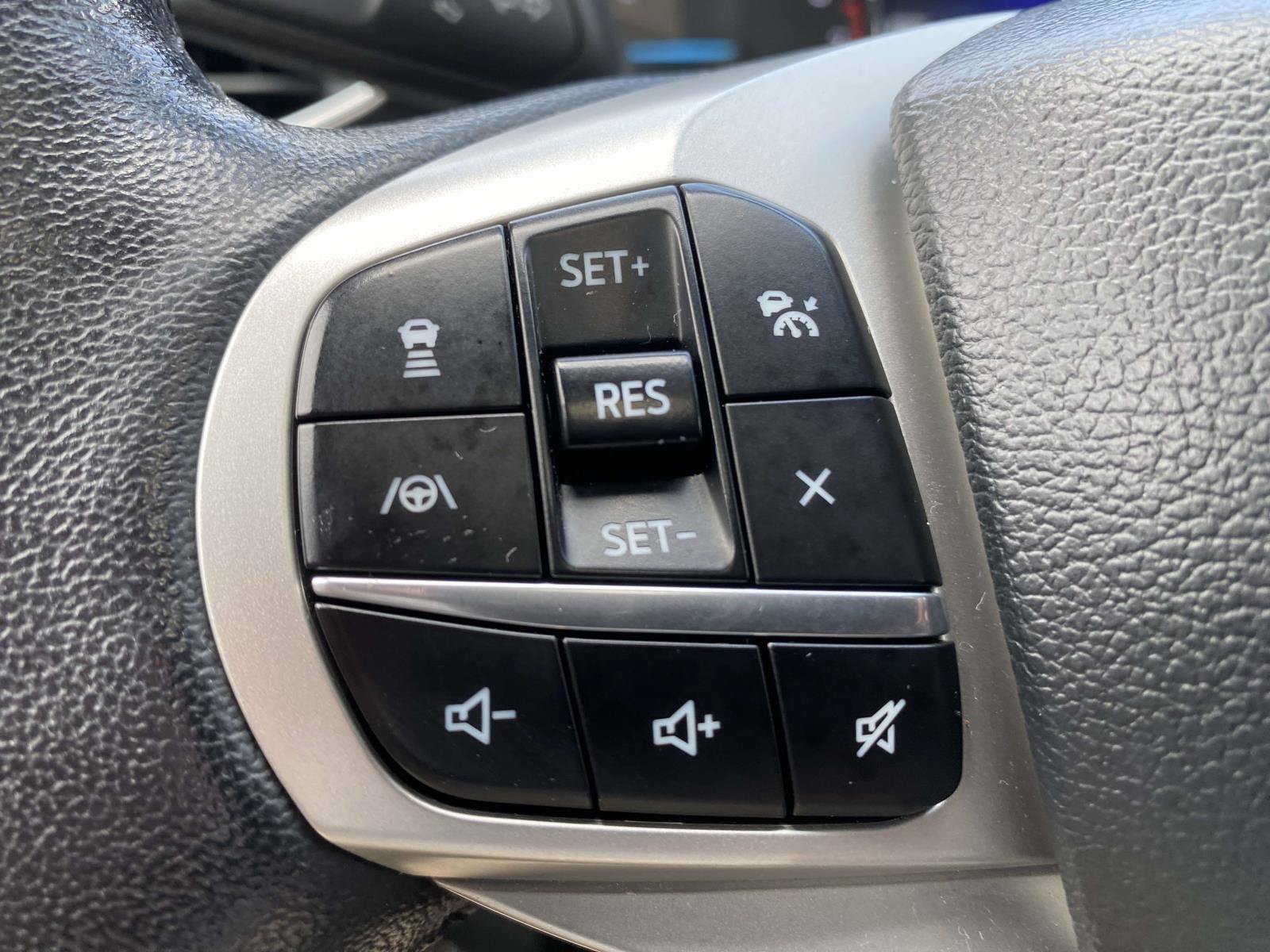 Certified 2023 Ford Explorer XLT w/ Equipment Group 202A RWD image 21