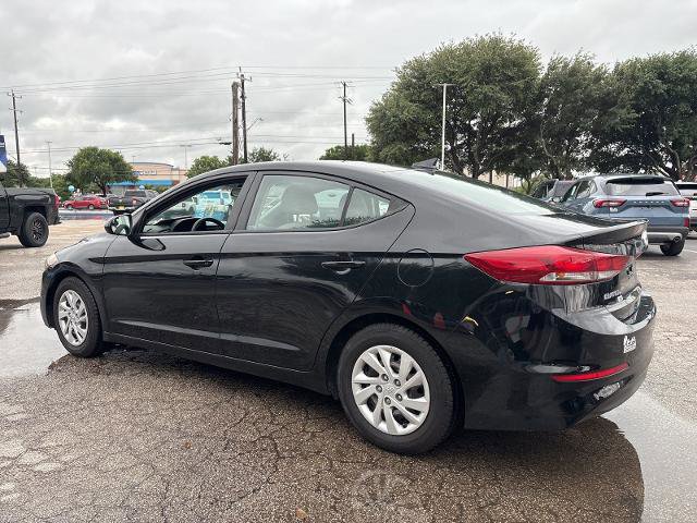 Used 2017 Hyundai Elantra SE FWD image 6