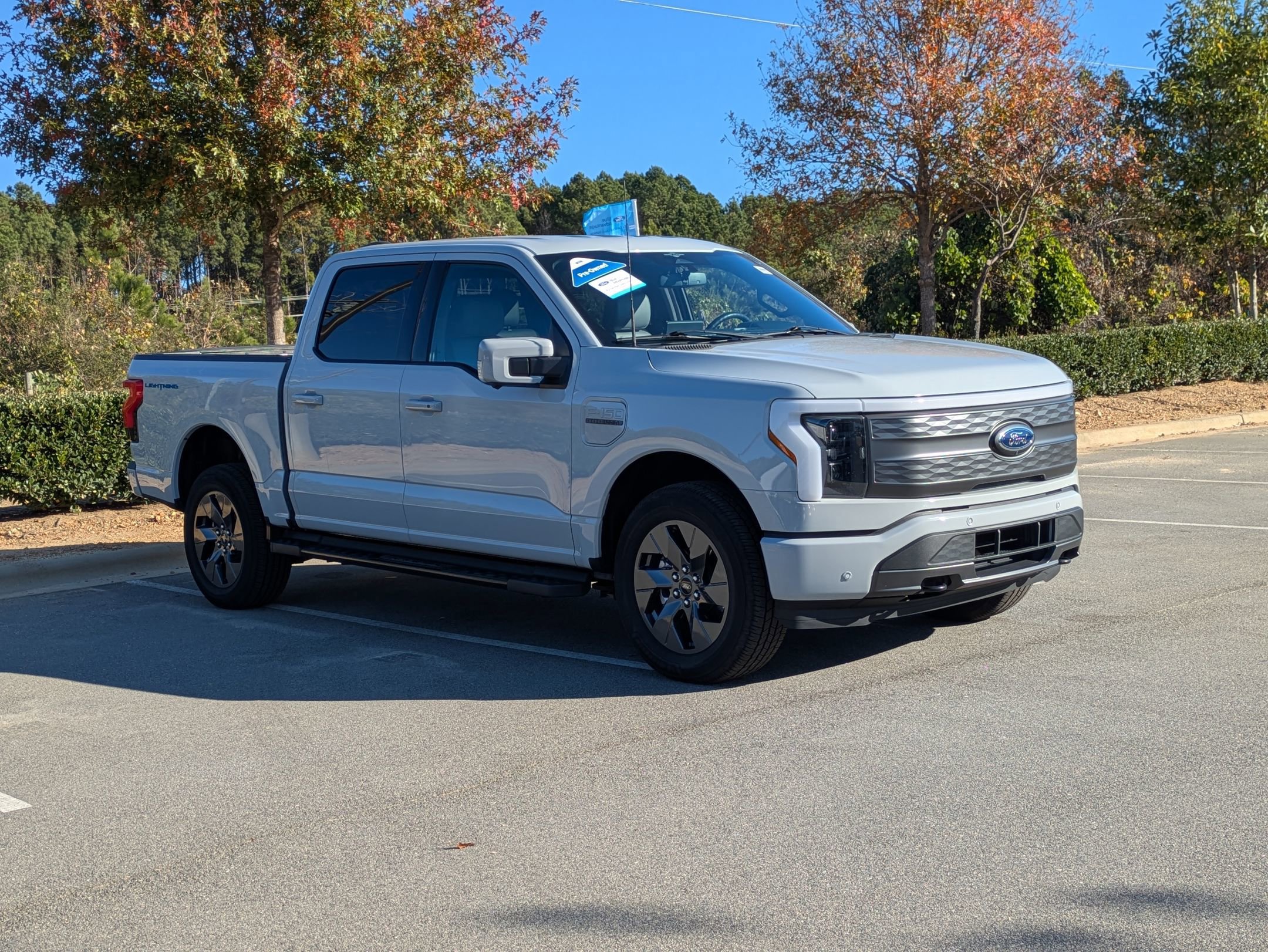 Certified 2023 Ford F150 Lightning Lariat image 10