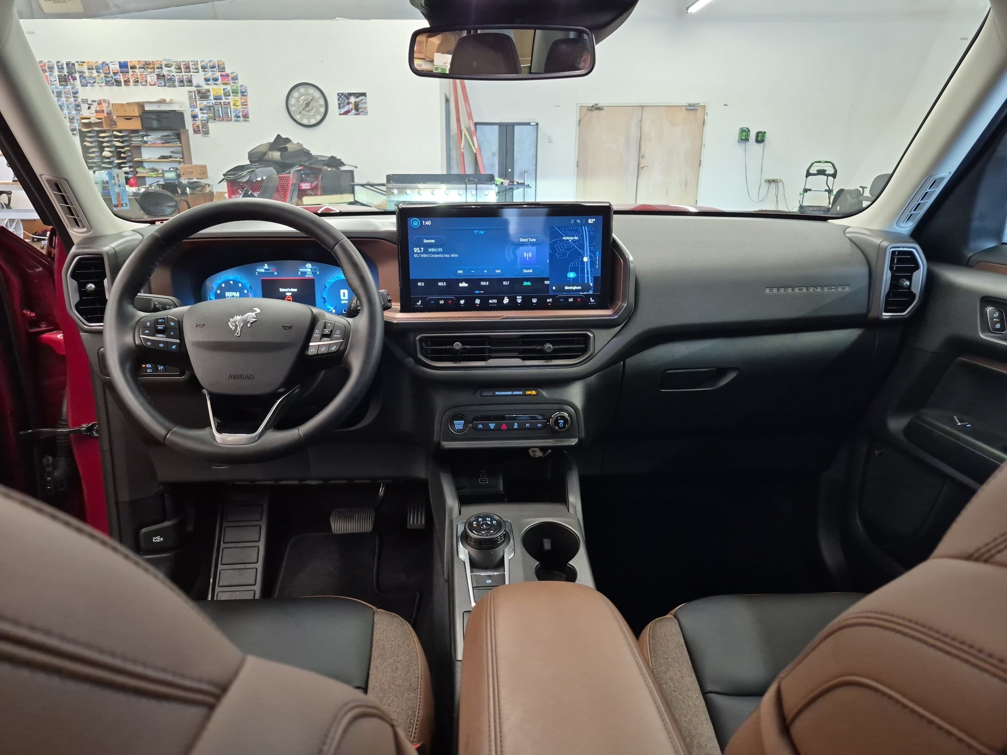 Certified 2025 Ford Bronco Sport Outer Banks w/ Outer Banks Tech Package+ AWD/4WD image 21