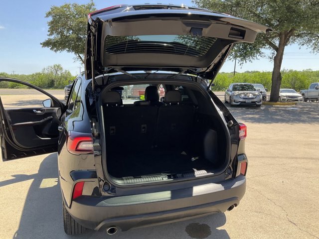 Certified 2025 Ford Escape ST-Line AWD/4WD image 15