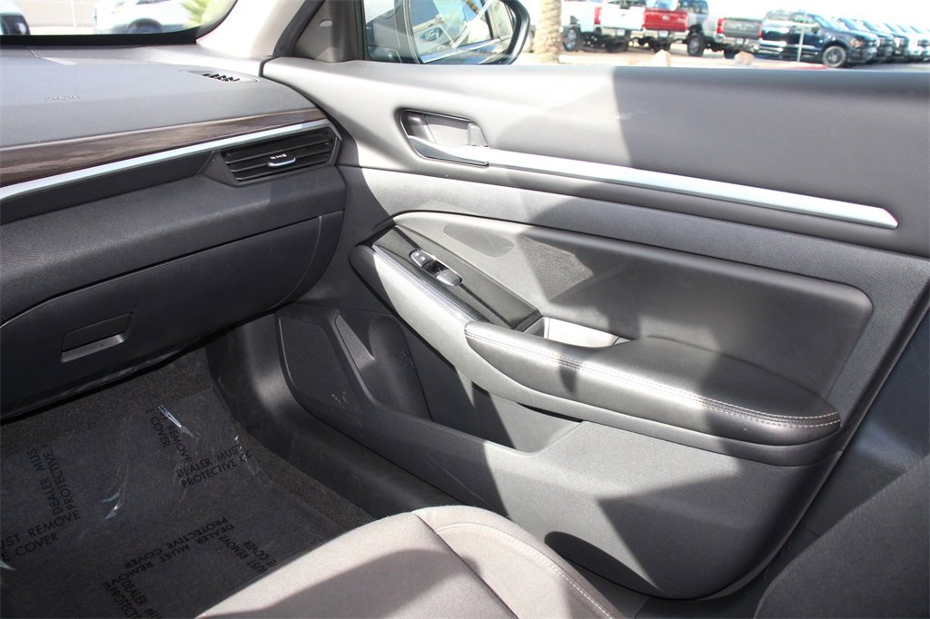 Used 2023 Nissan Altima 2.5 SV image 18