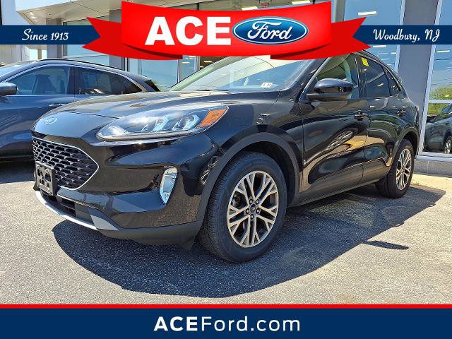 Certified 2022 Ford Escape SEL w/ Technology Package AWD/4WD image 1