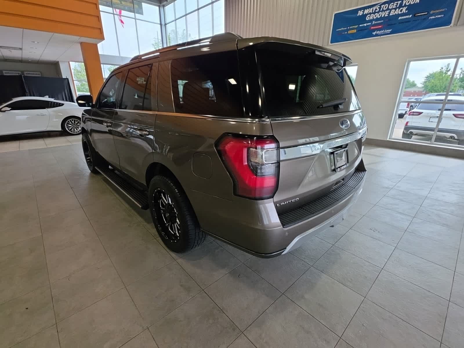 Certified 2019 Ford Expedition Limited w/ Equipment Group 301A AWD/4WD image 13