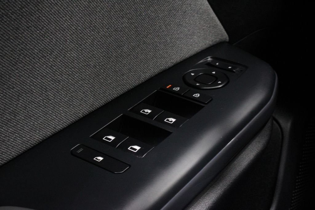 Used 2025 Kia K4 EX FWD image 25
