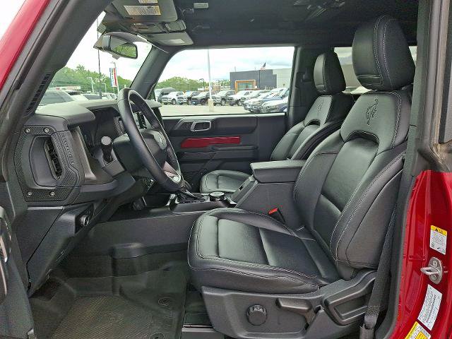 Certified 2025 Ford Bronco Badlands w/ Sasquatch Package AWD/4WD image 13