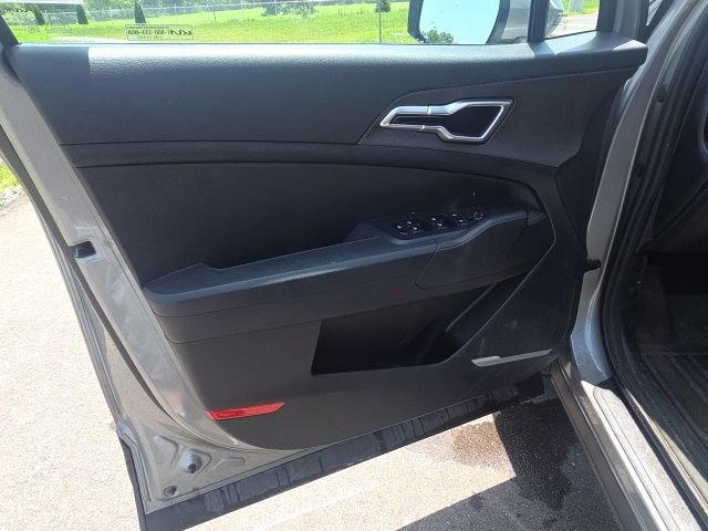 Used 2023 Kia Sportage LX AWD/4WD image 22