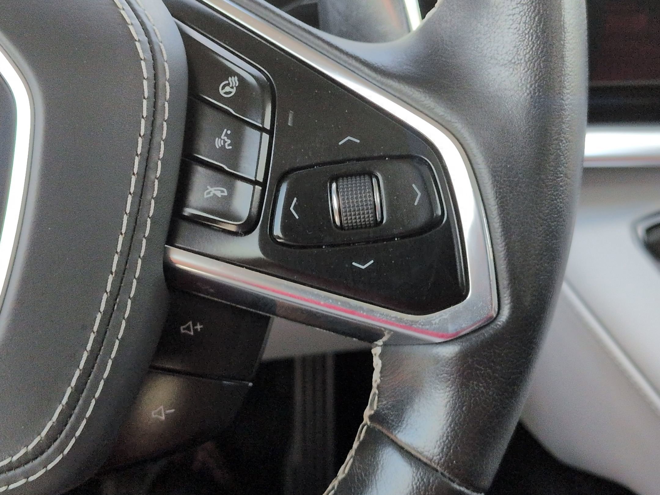 Used 2023 Chevrolet Corvette Stingray Premium Conv w/ Z51 Performance Package RWD image 19