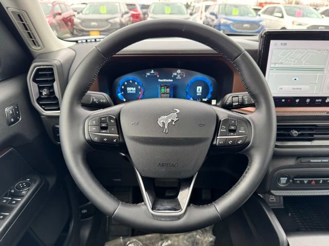 Certified 2025 Ford Bronco Sport Outer Banks w/ Outer Banks Tech Package+ AWD/4WD image 34