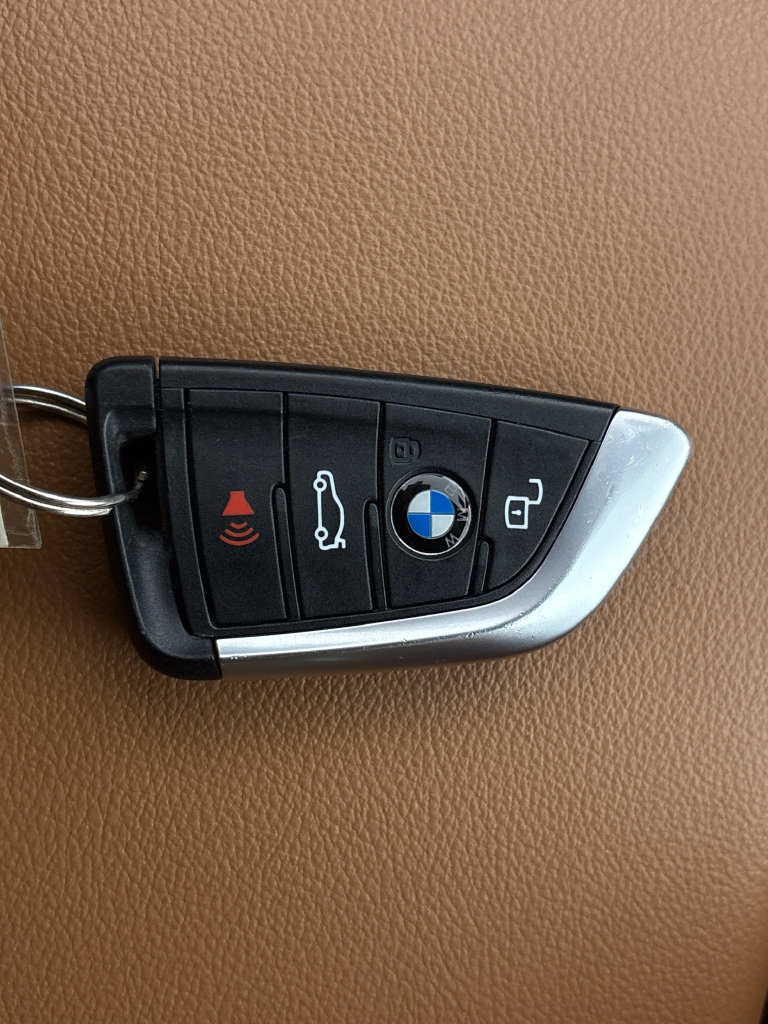 Used 2022 BMW X3 sDrive30i w/ M Sport Package 2 RWD image 33