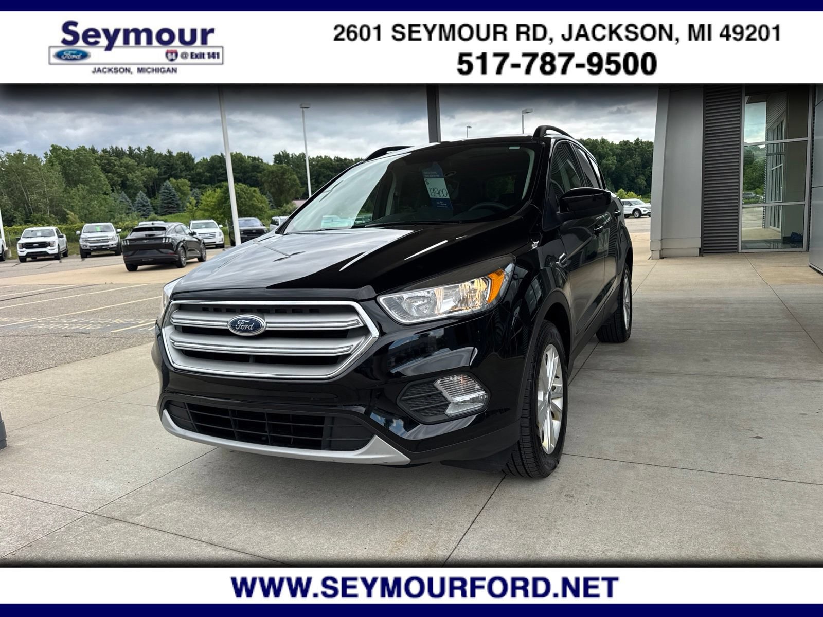 Certified 2018 Ford Escape SE w/ SE Sync 3 Package AWD/4WD image 1