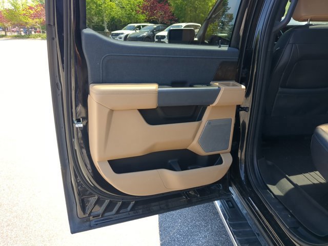 Certified 2022 Ford F150 Lariat w/ Equipment Group 502A High AWD/4WD image 30