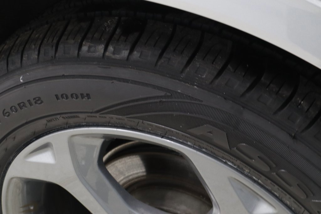 Certified 2024 Ford Escape ST-Line w/ Cold Weather Package image 19