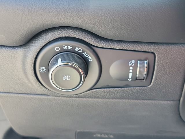 Used 2023 Dodge Durango GT RWD image 24