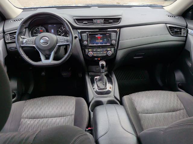 Used 2020 Nissan Rogue SV FWD image 12