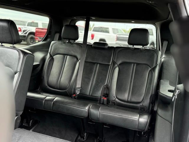Used 2023 Jeep Wagoneer Series II AWD/4WD image 17