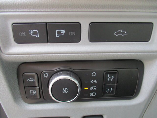 Certified 2023 Ford F150 Limited AWD/4WD image 32
