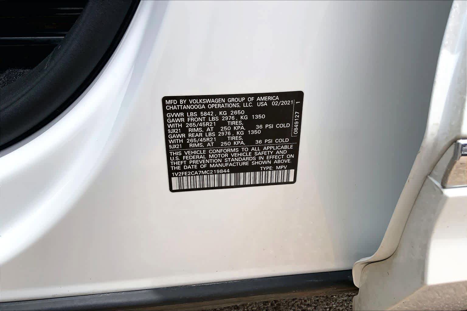 Used 2021 Volkswagen Atlas Cross Sport SEL Premium R-Line w/ Cross Sport MDO Package AWD/4WD image 37