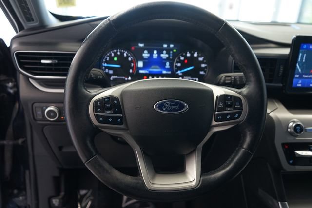Certified 2022 Ford Explorer XLT w/ Equipment Group 202A AWD/4WD image 21