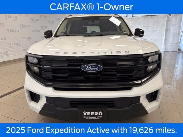 Certified 2025 Ford Expedition Active AWD/4WD image 2