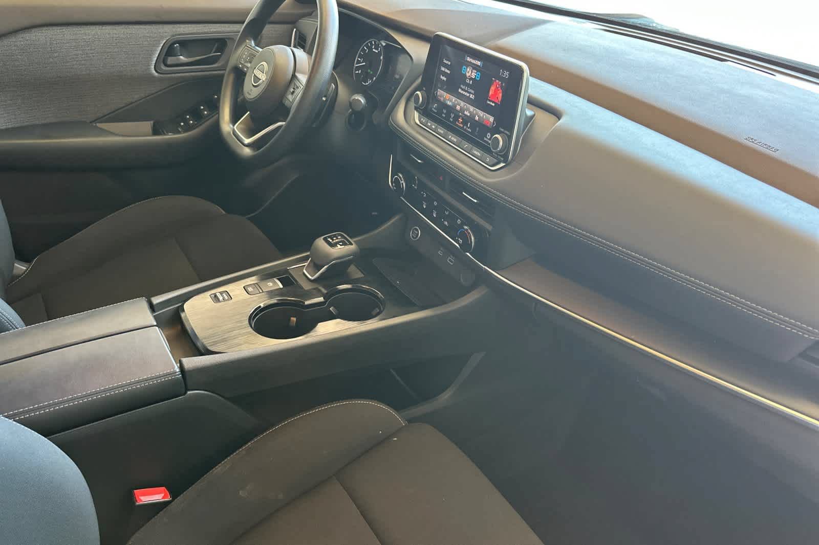 Used 2023 Nissan Rogue S FWD image 16