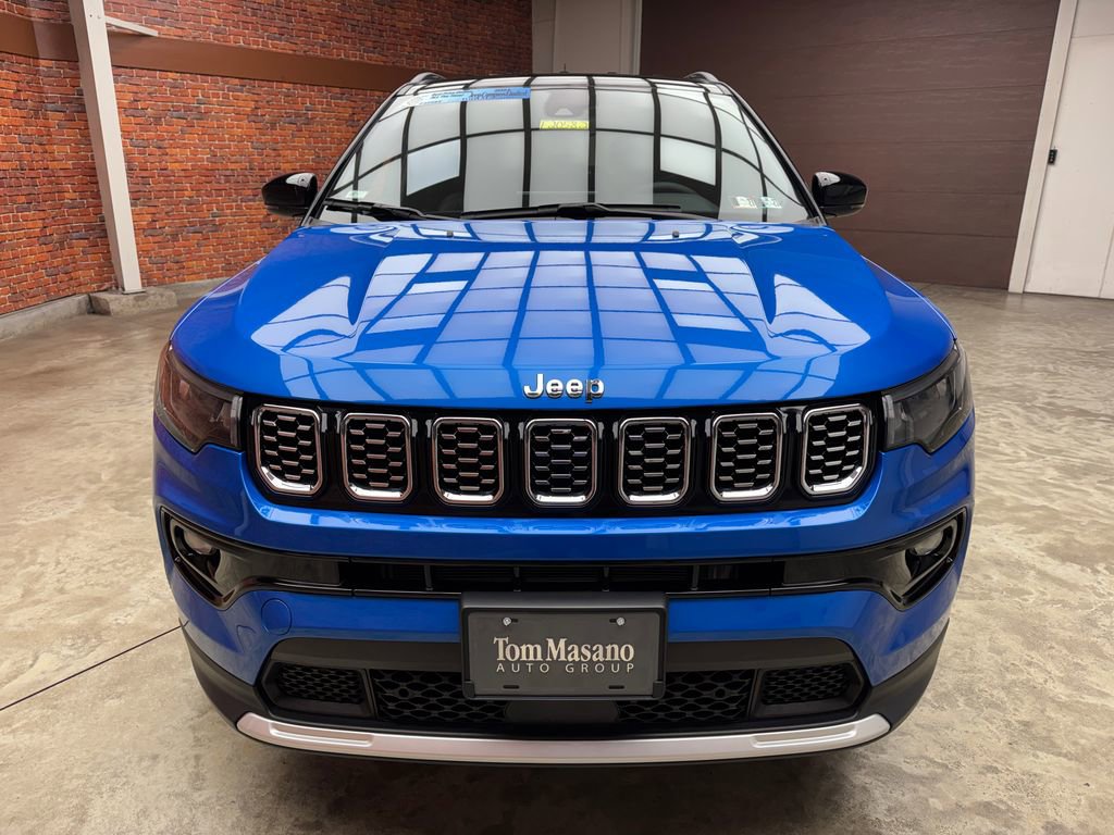 Used 2024 Jeep Compass Limited AWD/4WD image 8