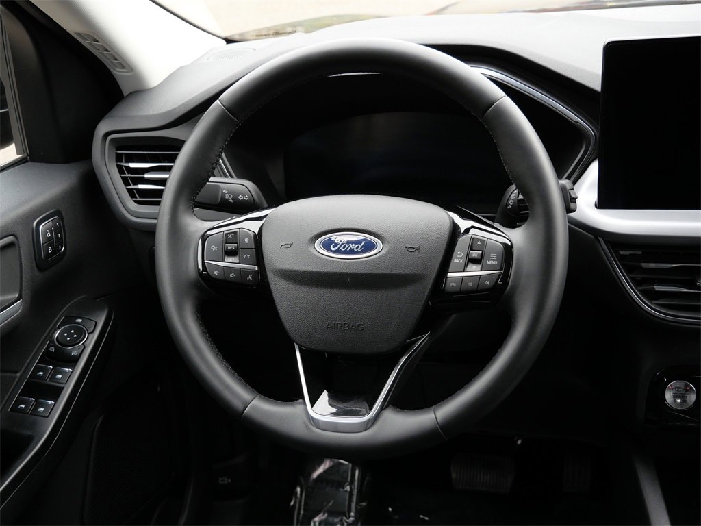 Certified 2024 Ford Escape Platinum image 13