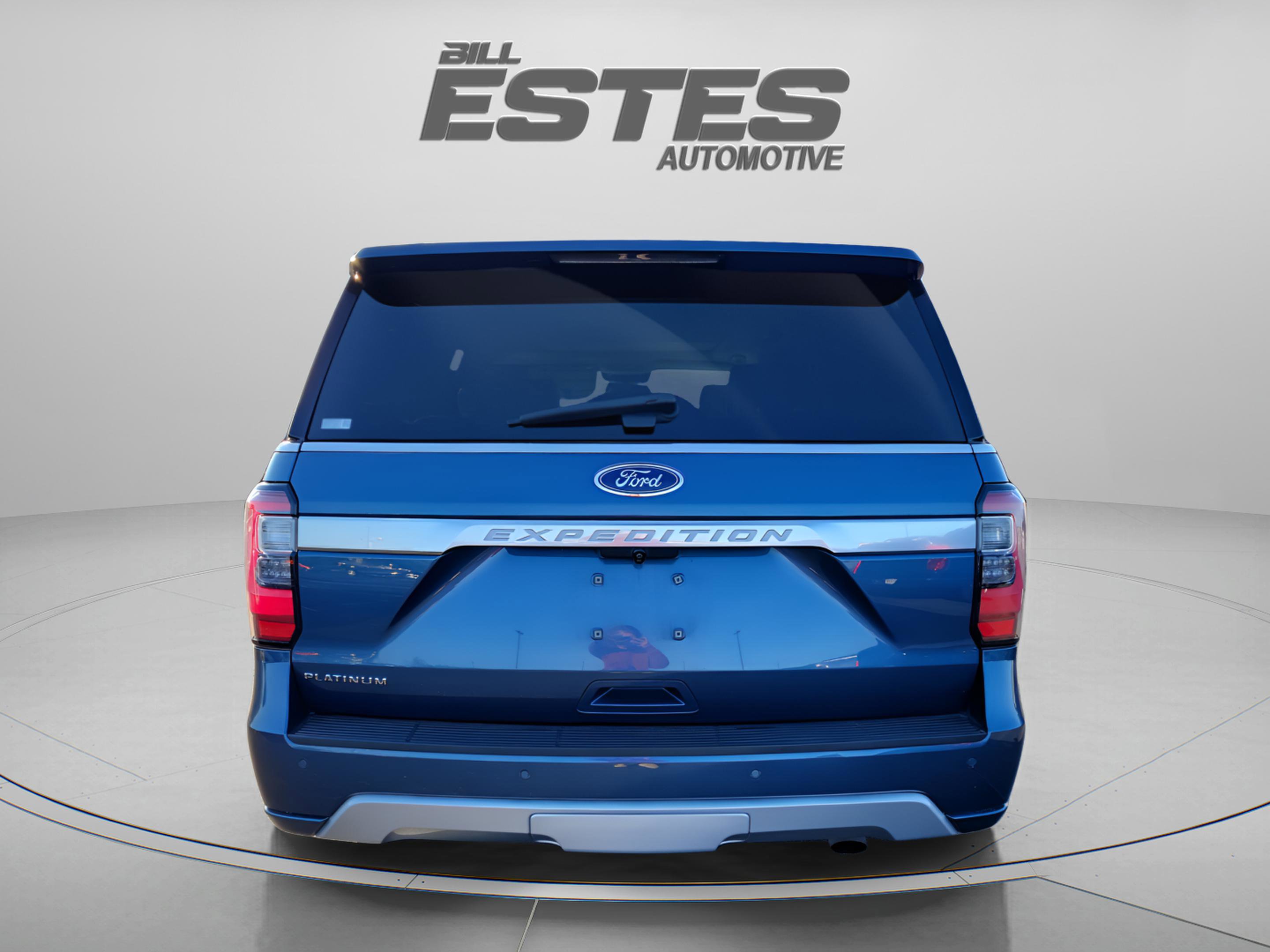 Certified 2018 Ford Expedition Platinum AWD/4WD image 3