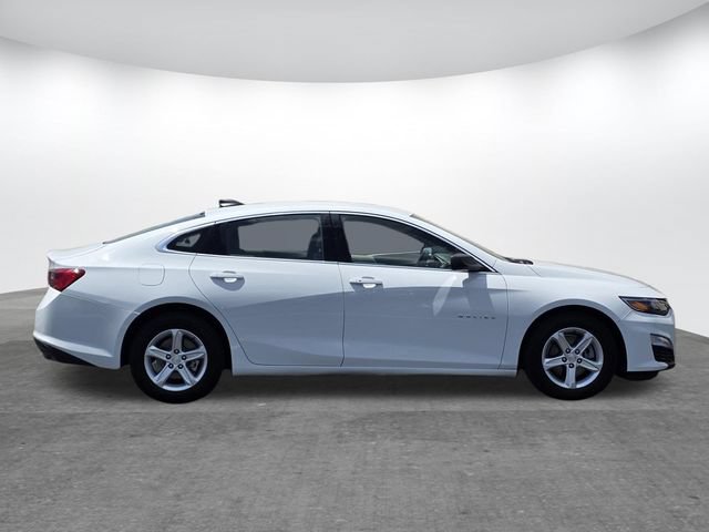 Used 2023 Chevrolet Malibu LS FWD image 3