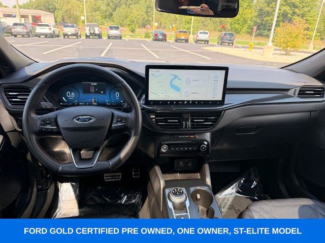 Certified 2024 Ford Escape ST-Line Elite w/ Premium Technology Package AWD/4WD image 17