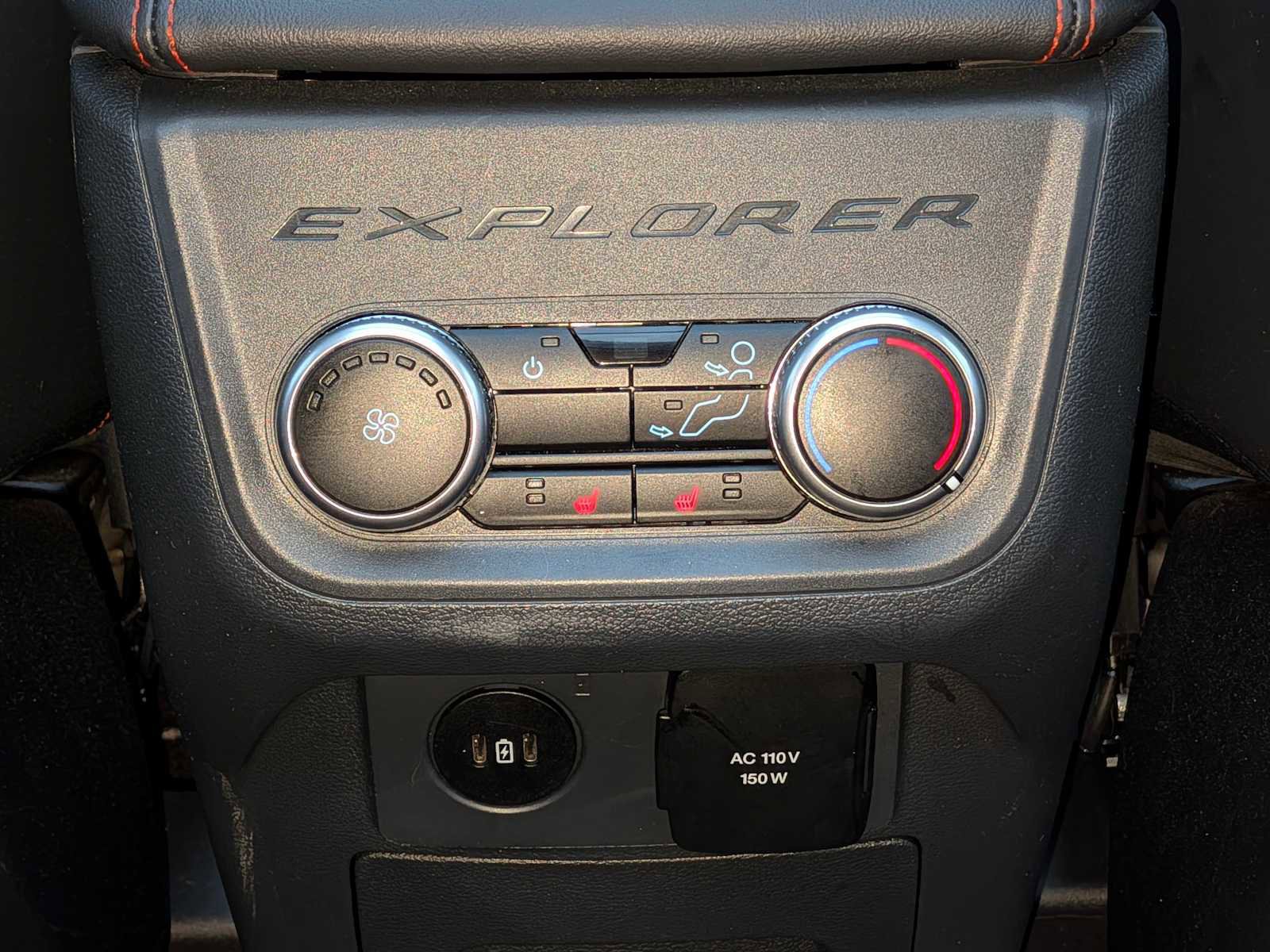 Certified 2025 Ford Explorer ST image 25