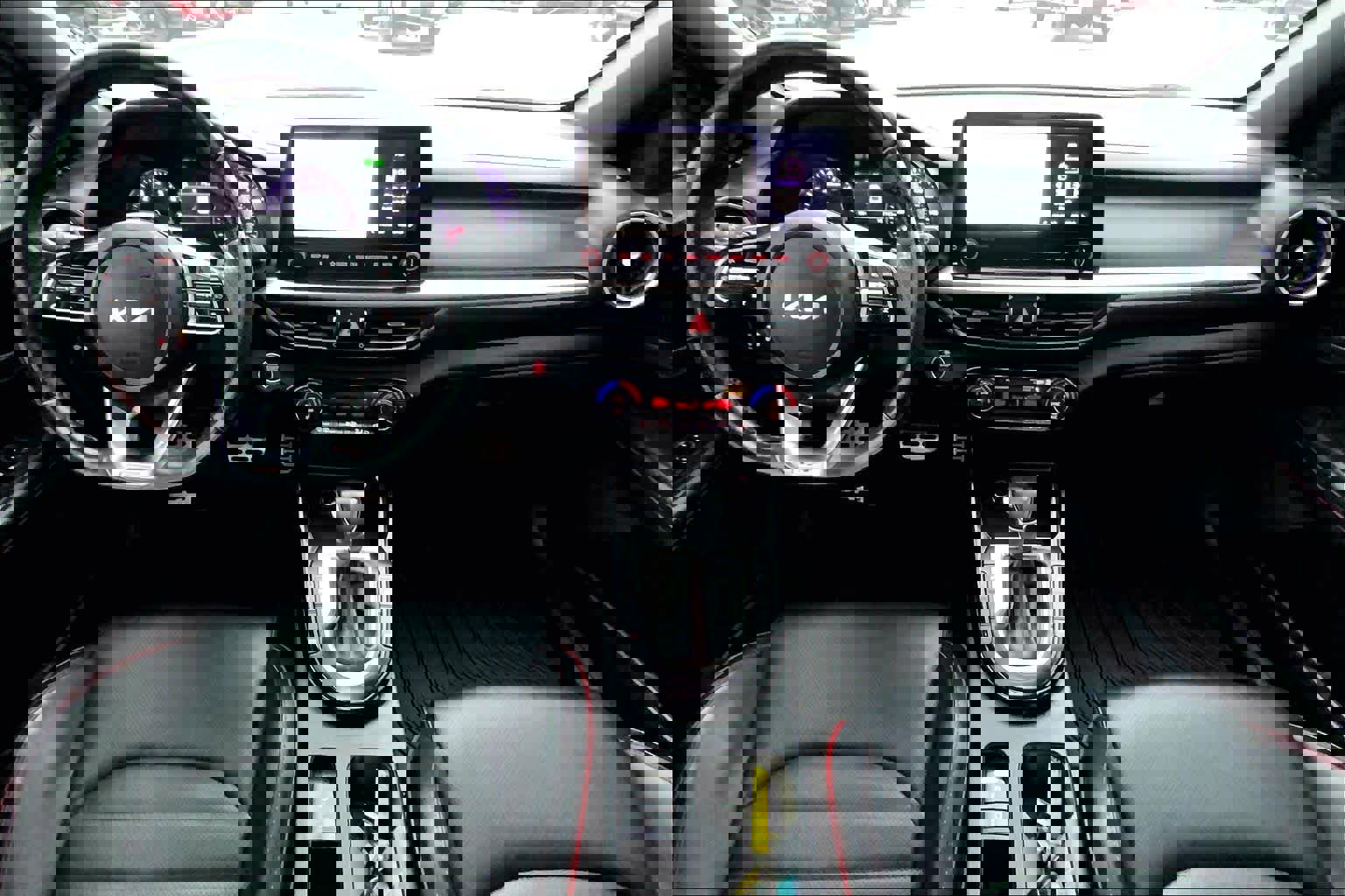 Used 2022 Kia Forte GT w/ GT2 Package image 13