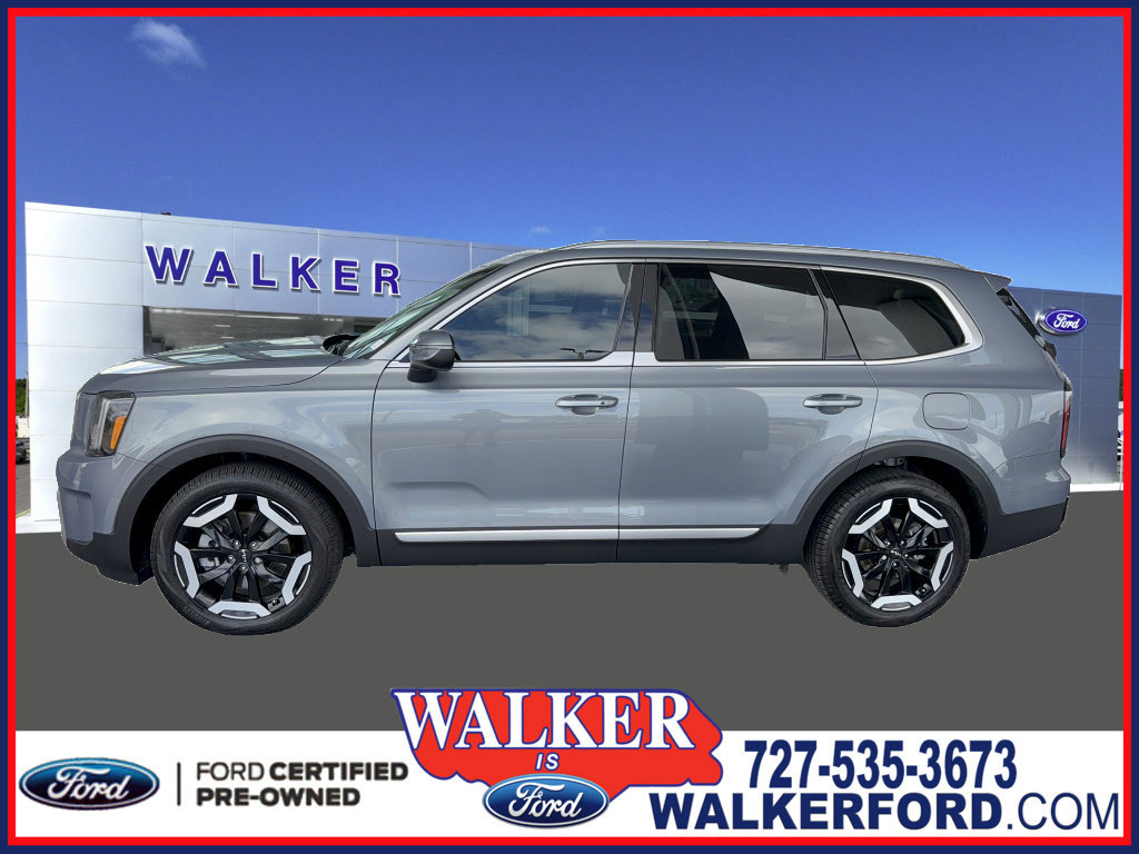 Used 2025 Kia Telluride EX image 4