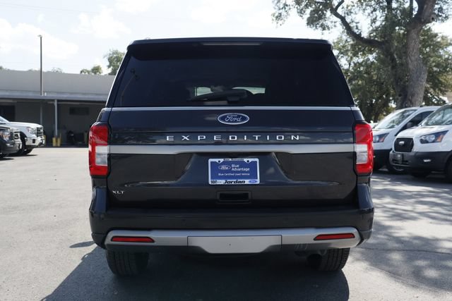 Certified 2024 Ford Expedition XLT RWD image 9