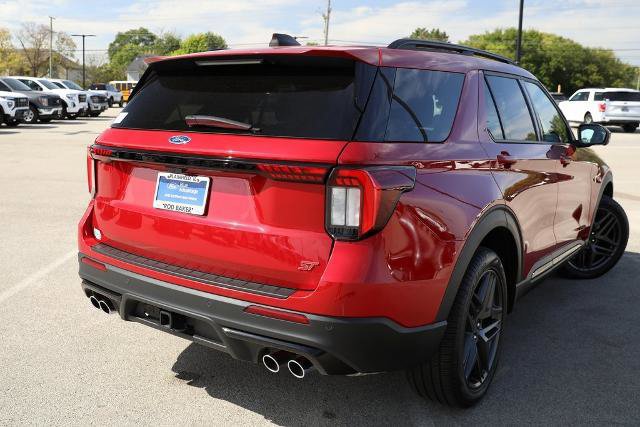 Certified 2025 Ford Explorer ST image 4