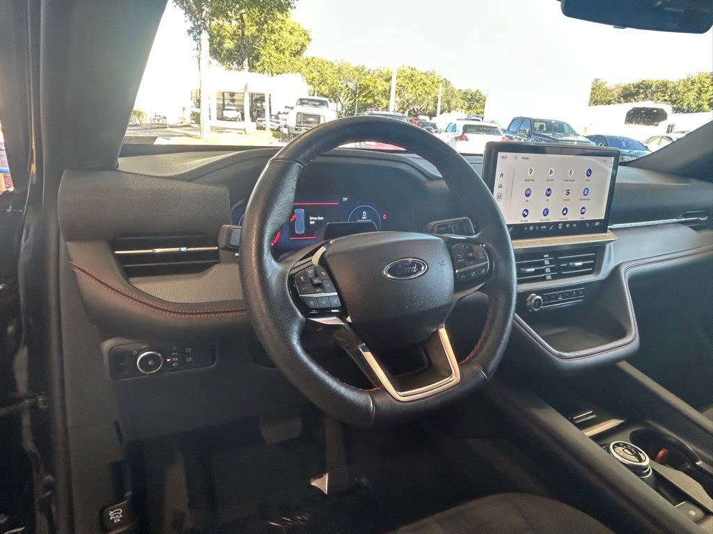 Certified 2025 Ford Explorer ST-Line image 33