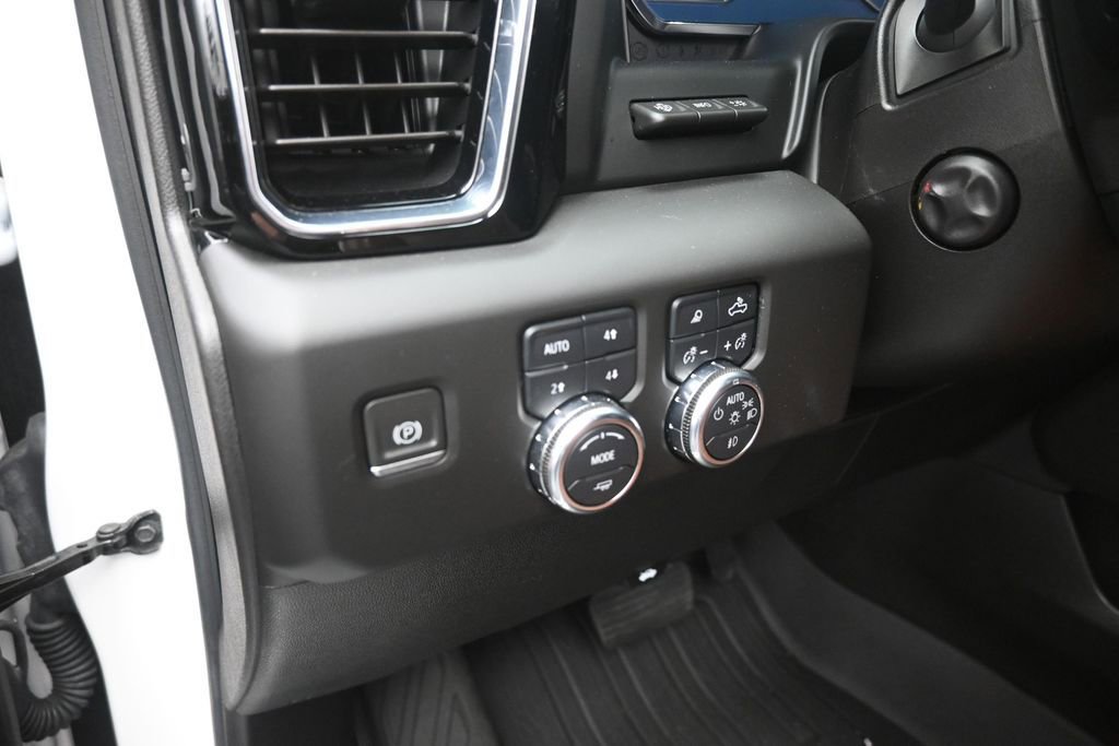 Used 2024 GMC Sierra 1500 Denali Ultimate AWD/4WD image 13