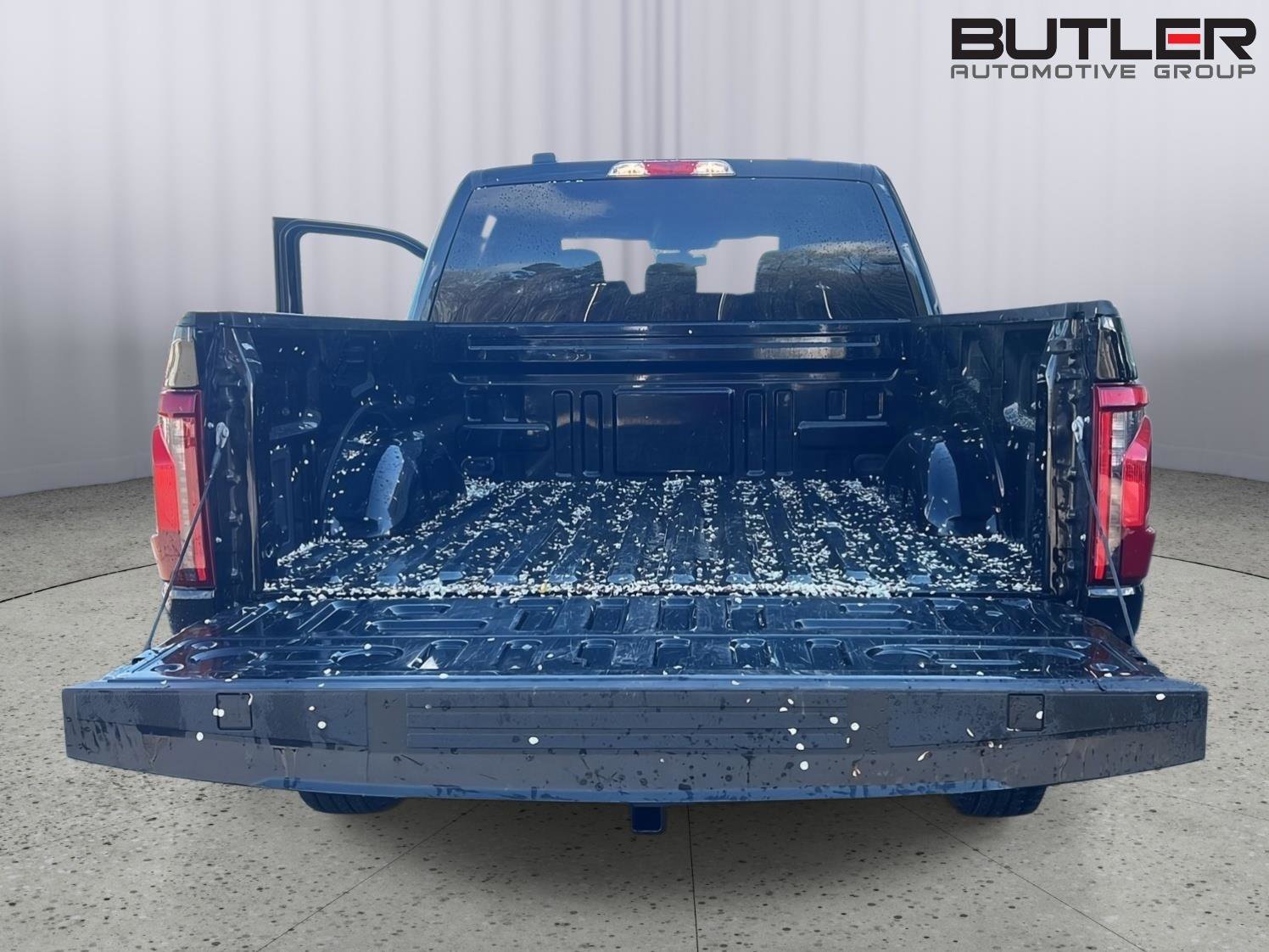 Certified 2024 Ford F150 XLT w/ Mobile Office Package image 33