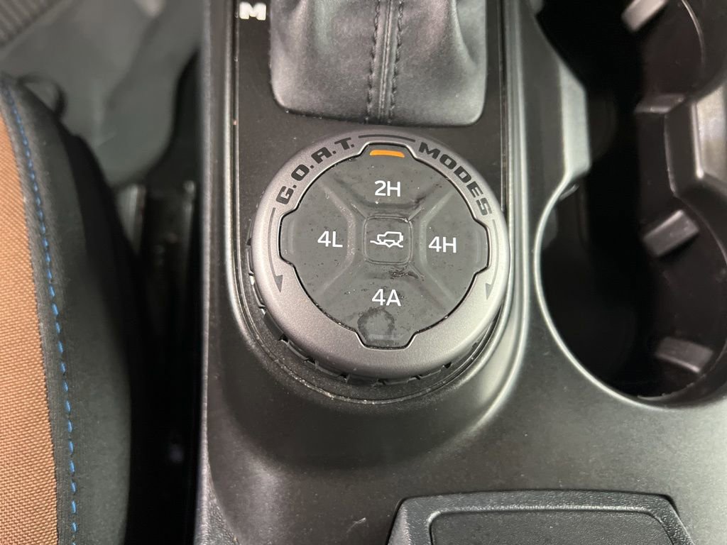 Certified 2022 Ford Bronco Outer Banks w/ Sasquatch Package AWD/4WD image 18
