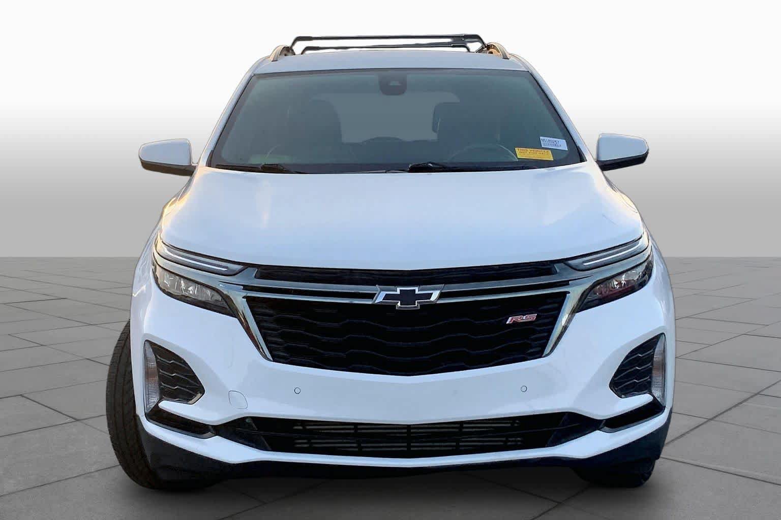 Used 2022 Chevrolet Equinox RS w/ LPO, Floor Liner Package FWD image 4