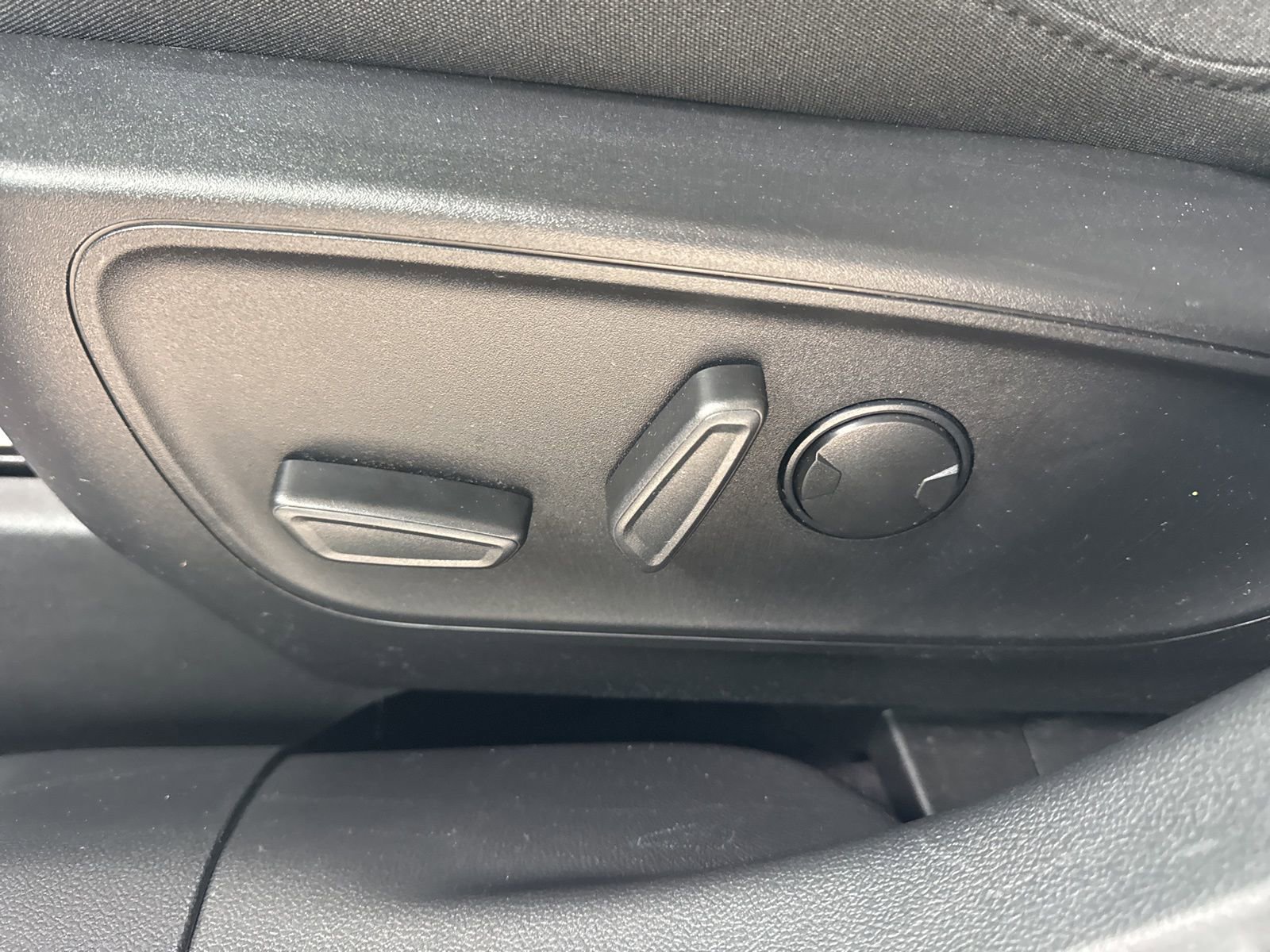 Certified 2023 Ford Escape Active w/ Cold Weather Package image 22