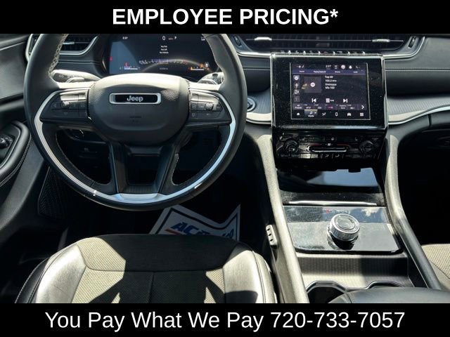 Used 2023 Jeep Grand Cherokee Altitude AWD/4WD image 19