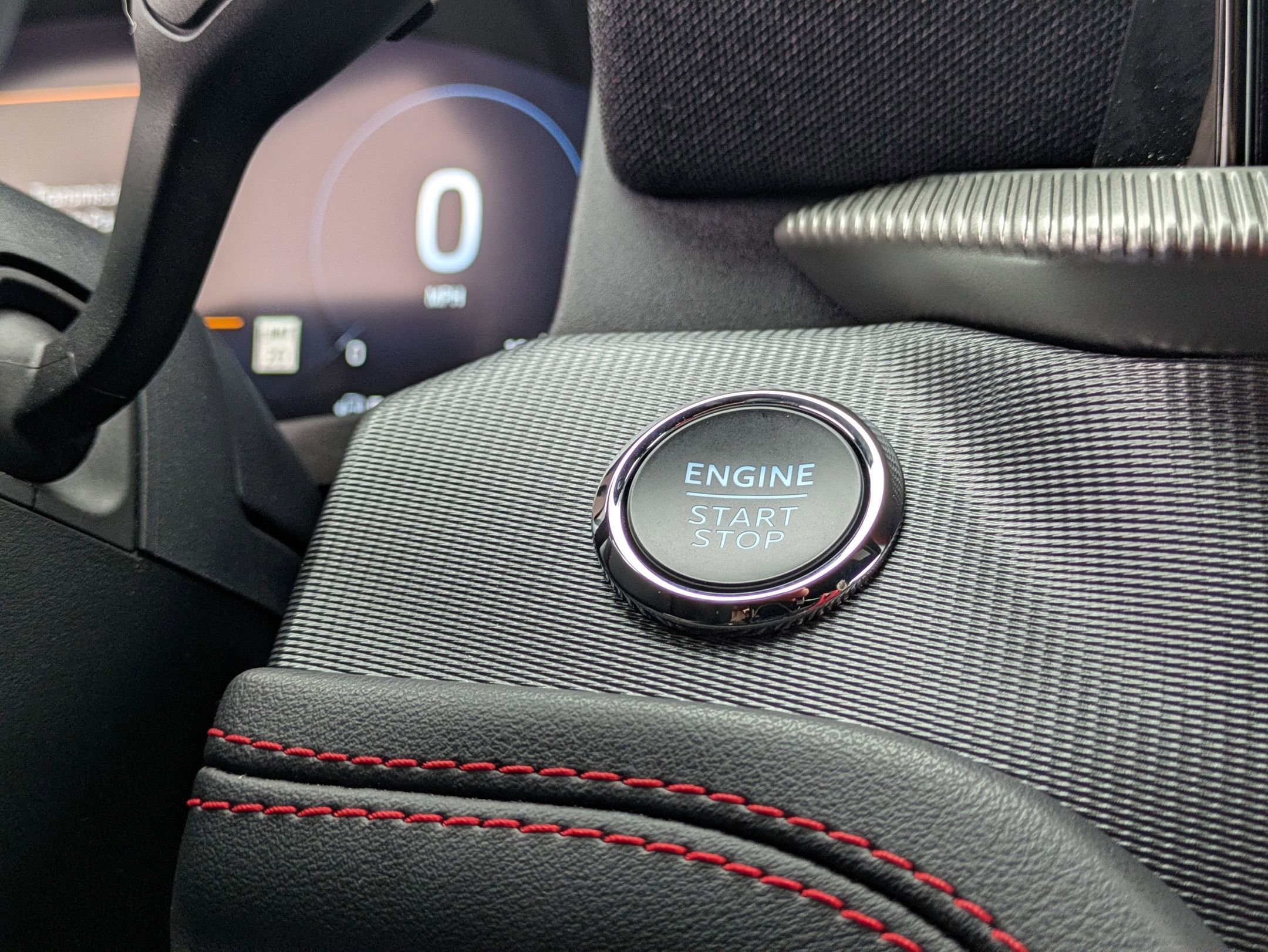 Certified 2025 Ford Explorer ST-Line w/ Premium Package image 24